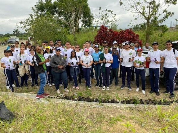 CORAAMOCA ORGANIZA JORNADA DE REFORESTACIÓN POR DÍA MUNDIAL DE LOS HUMEDALES.