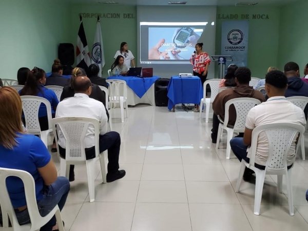 CORAAMOCA OFRECIÓ CHARLAS, JORNADAS Y TALLER PARA CAPACITAR A SUS COLABORADORES.