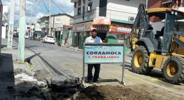 Ahora comienza a restablecer el servicio de agua potable en los López 1 y 4, la Española, Maco Tibio, la Culebra, Residencial Moca, Villa Bartola. Concluida Satisfactoriamente la reparación en tuberías de 8″ agua potables en LA C/ Rosario Esq. Cayeta