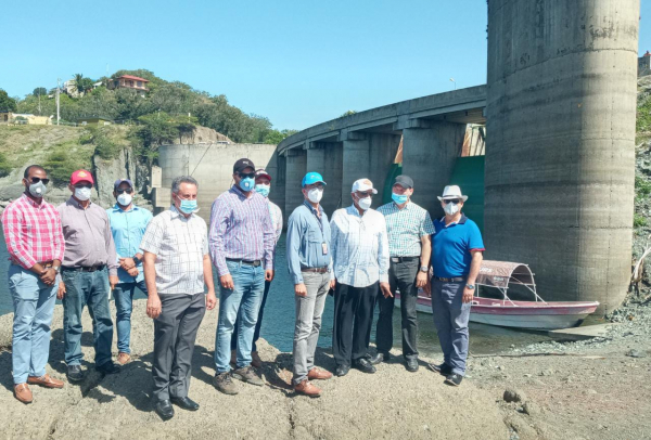 DIRECTOR DE CORAAMOCA ENCABEZA RECORRIDO PARA CONOCER INSTALACIONES QUE PERMITEN OPERATIVIDAD DEL SUMINISTRO DE AGUA